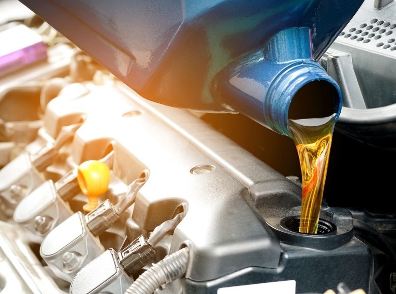 Choosing The Right Engine Oil For Your Car Pcc Group Product Portal